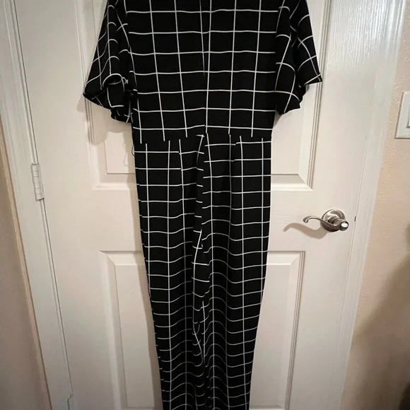 Women’s jumpsuit - Picture 2 of 3